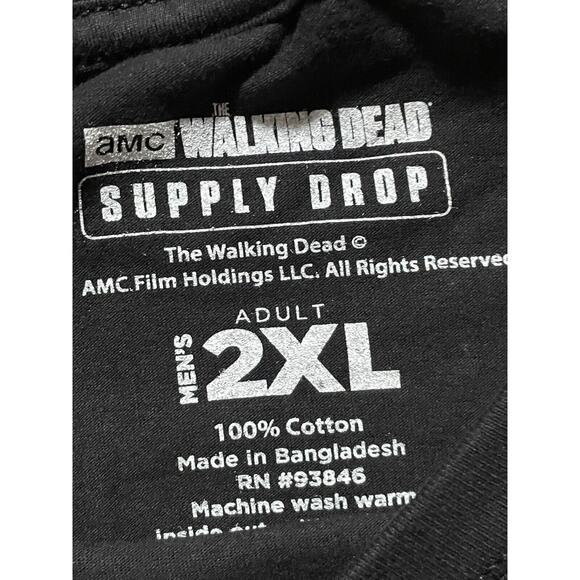 AMC Walking Dead Supply Drop Do Your Part Commonwealth shirt XXL & Lucille Socks - Picture 3 of 6